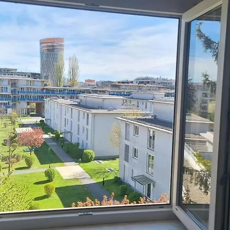 Charming Flat In A Quiet Location Апартаменты Грац