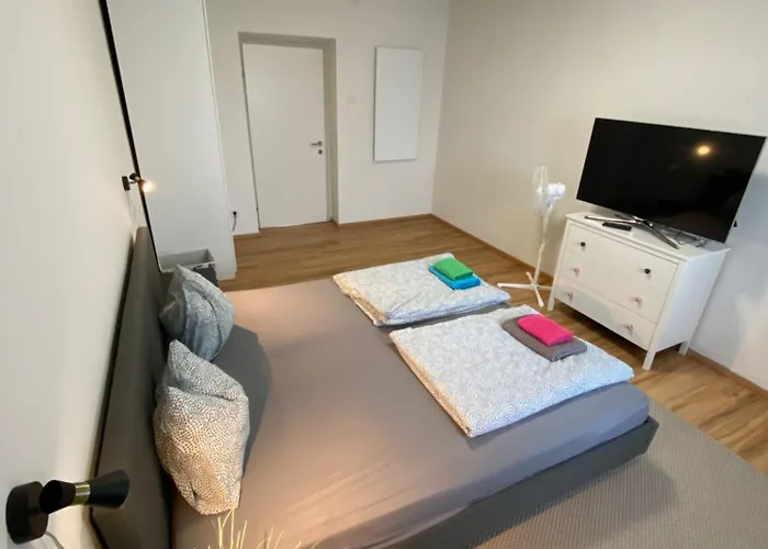 Charming Flat In A Quiet Location * 格拉茨