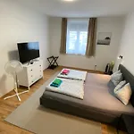 Charming Flat In A Quiet Location Štýrský Hradec