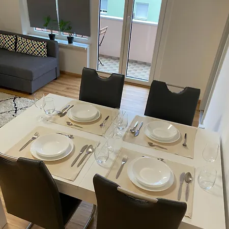 Charming Flat In A Quiet Location Apartamento Graz