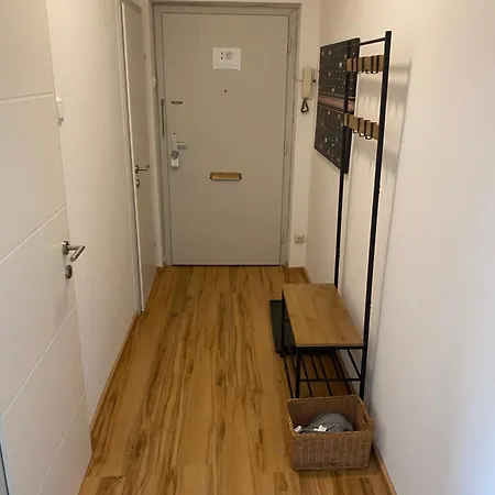 Apartmán Charming Flat In A Quiet Location
