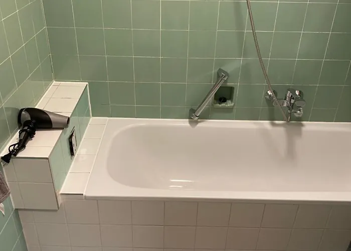 Charming Flat In A Quiet Location Apartman *