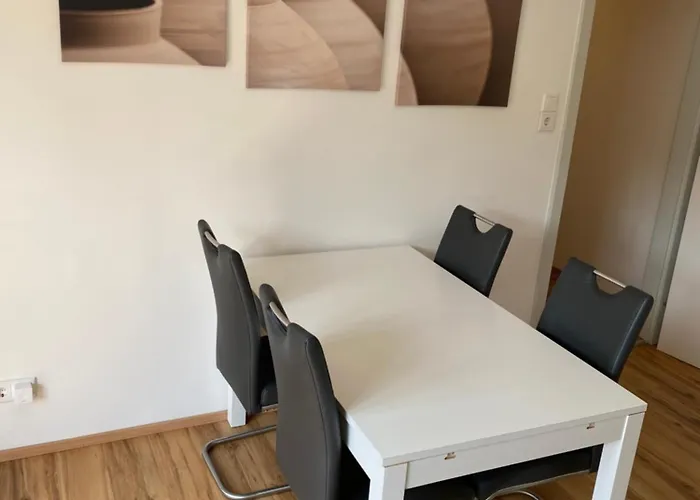 Charming Flat In A Quiet Location